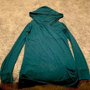 Maha Devi Design hooded shawl size XL